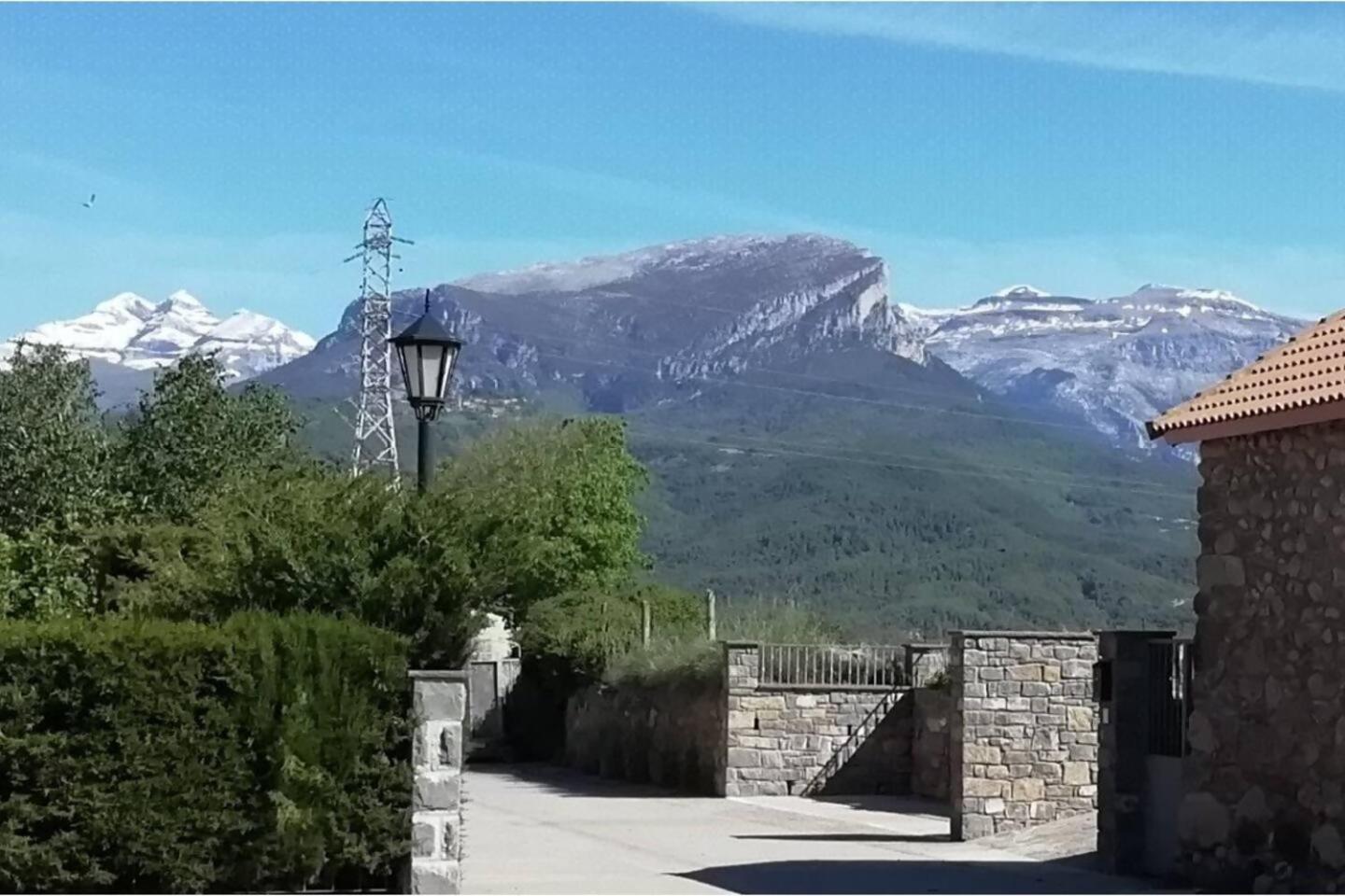 Duplex La Valle Ordesaainsa Laspuña Exteriör bild